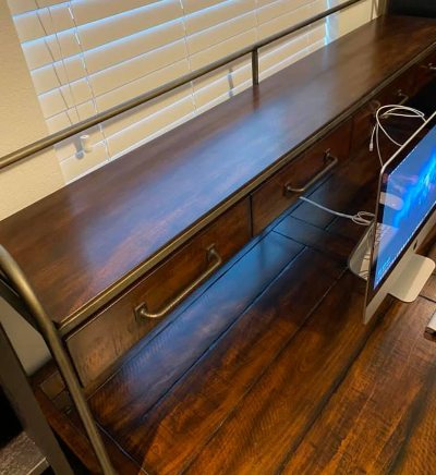 Lacquer computer desk table