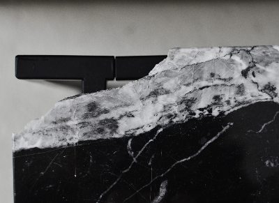 broken corner of table marble - Photo by Skylar Kang from Pexels