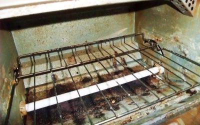 Dirty toaster oven - Family Guide Central