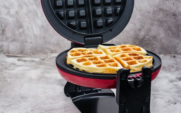 Flipping waffle maker - FamilyGuideCentral.com