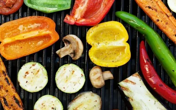How Not to Burn Your Veggies on the Grill (A MUST know!)