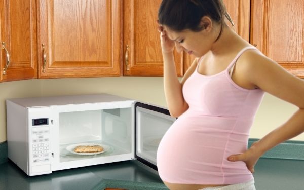 Is It Safe to Use a Microwave During Pregnancy? (The Answer to a Safety Concern)