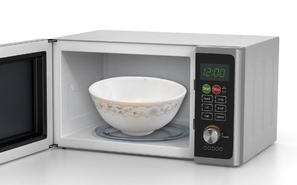 Ceramic bowl in the microwave - FamilyGuideCentral.com