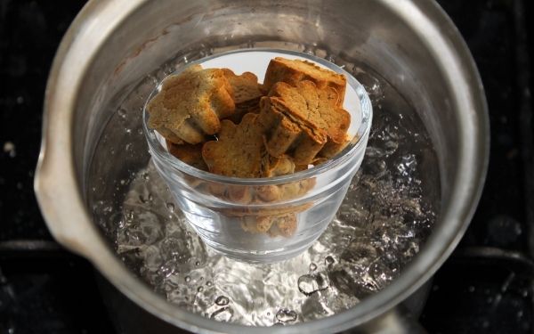 Can You Use a Glass Bowl for a Double Boiler? (THIS is How!)