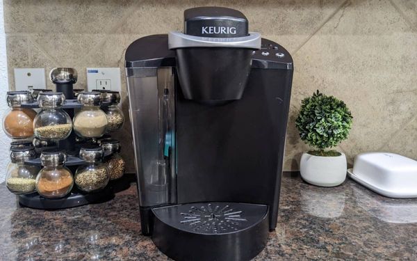 Keurig coffee maker turning off - FamilyGuideCentral.com
