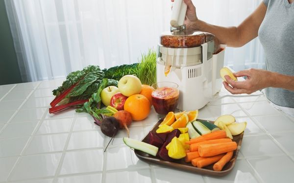 Masticating juicer retaining fiber - FamilyGuideCentral.com