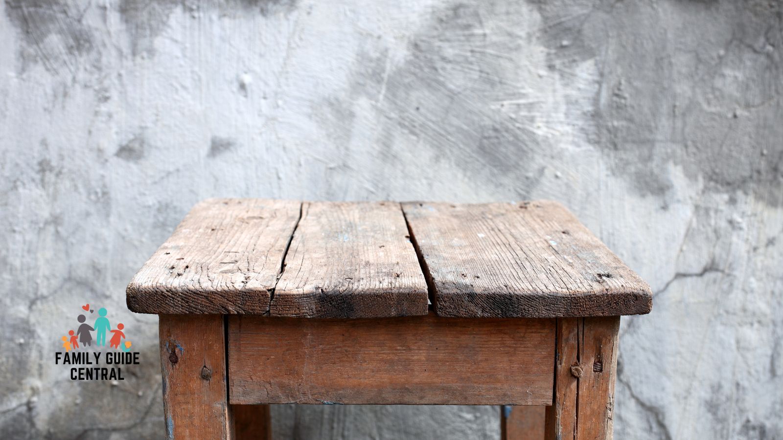 Old dining table not looking so good - familyguidecentral.com