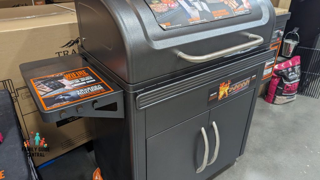 How to Start a Traeger Grill for Smoking (The Complete Meat Smoking Guide)